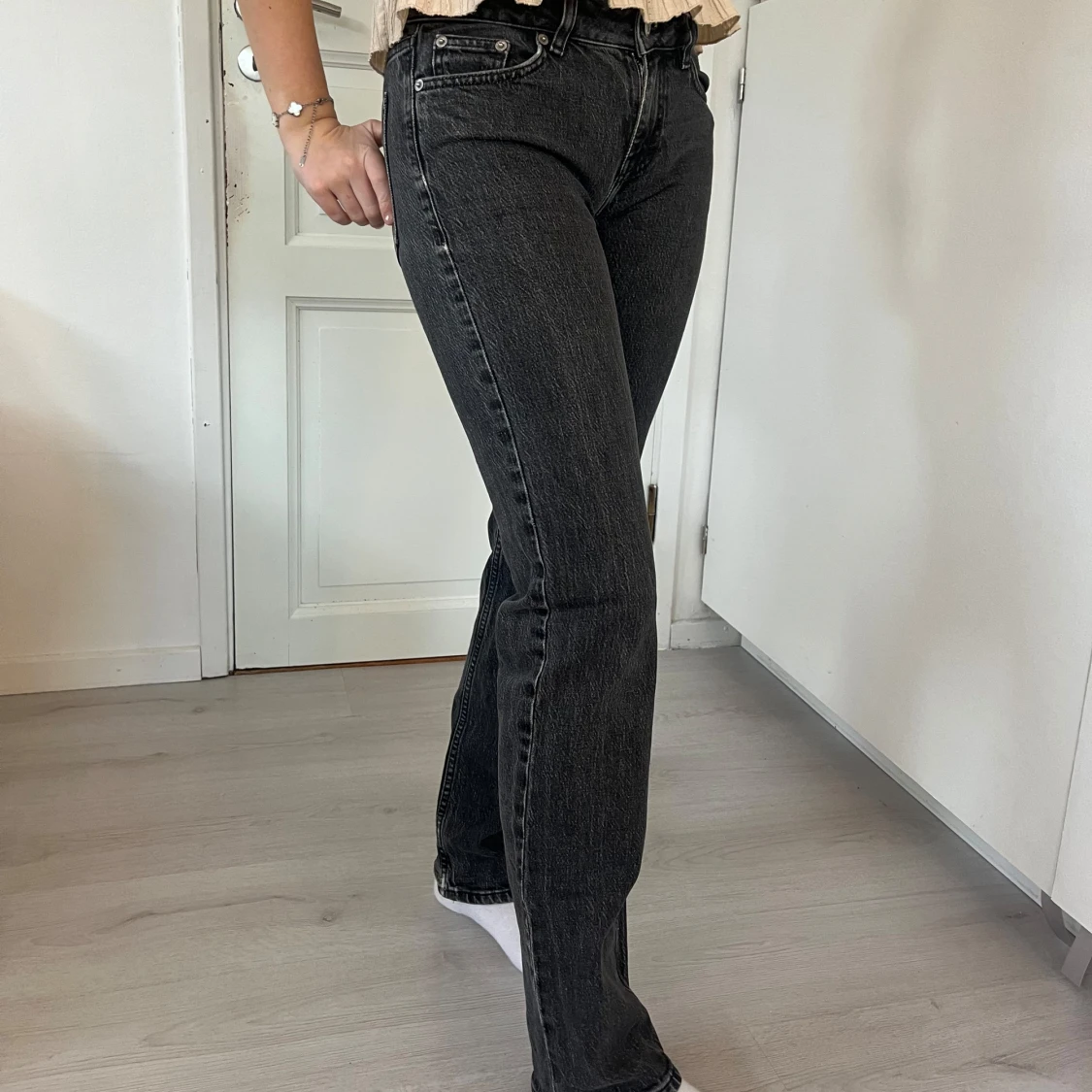 Svarta jeans