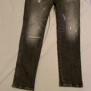 Replay anbass  - Replay anbass 28/30 i skit bra skick  Hör av er vid frågor