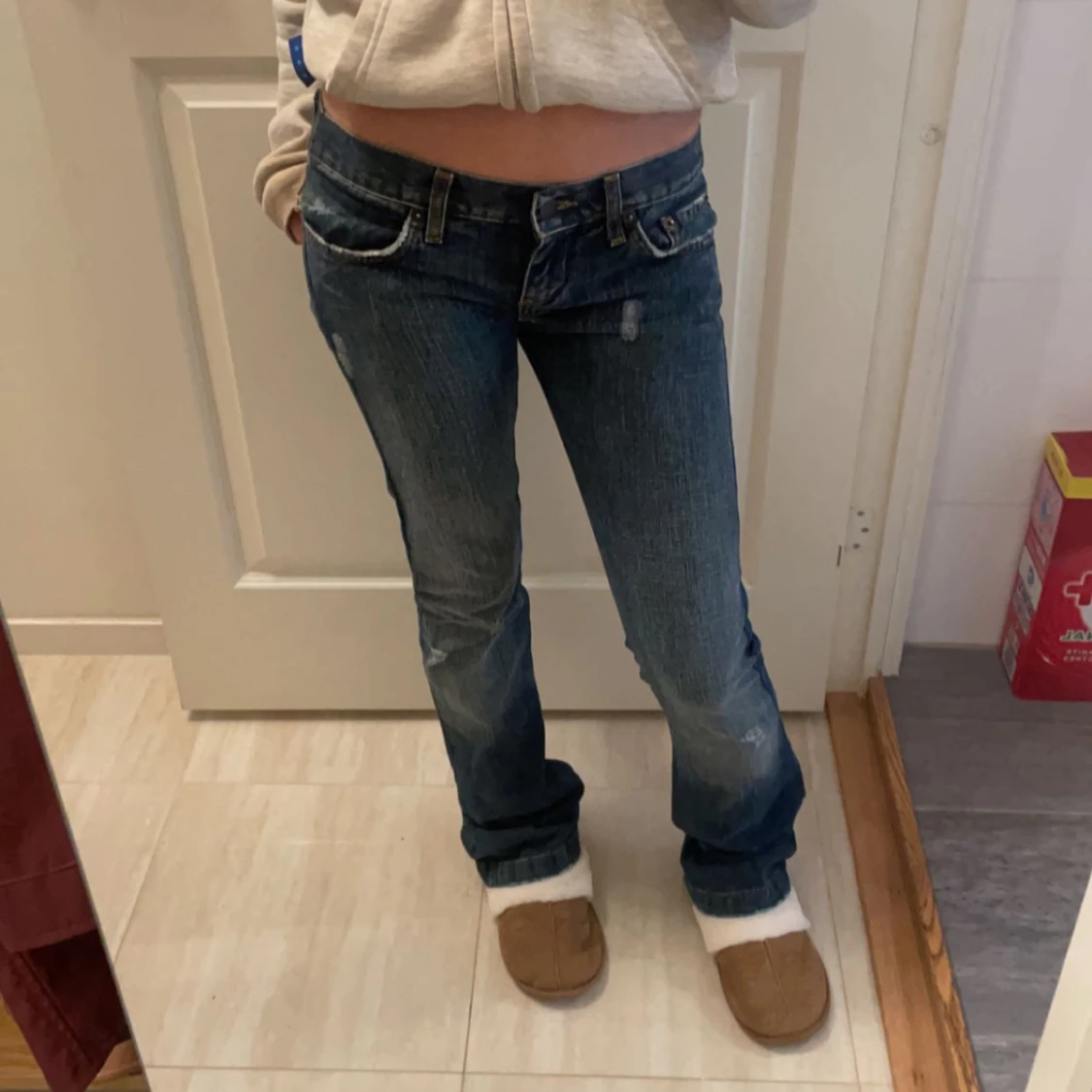 Lågmidjade bootcut jeans