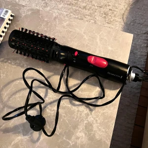 Remington Volume & Curl Varmluftsborste - Bra skick.