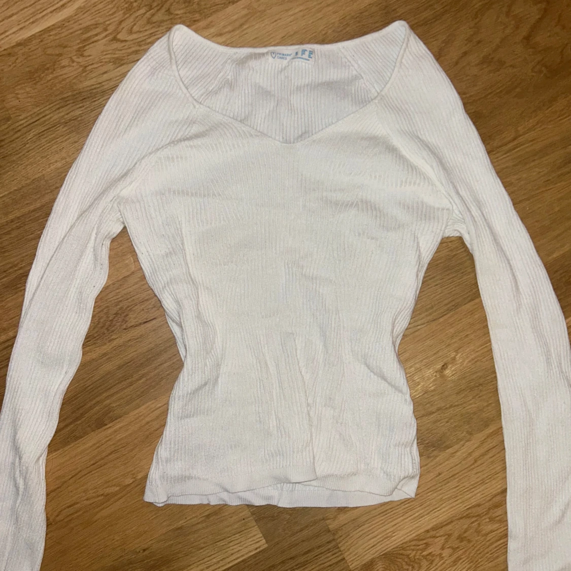 Vit ribbad topp - 91