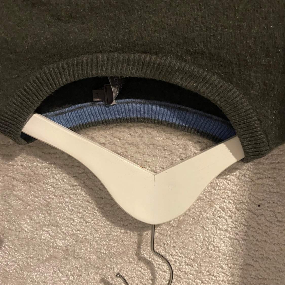 Mörkgrå kashmirtröja från John Lewis - 90