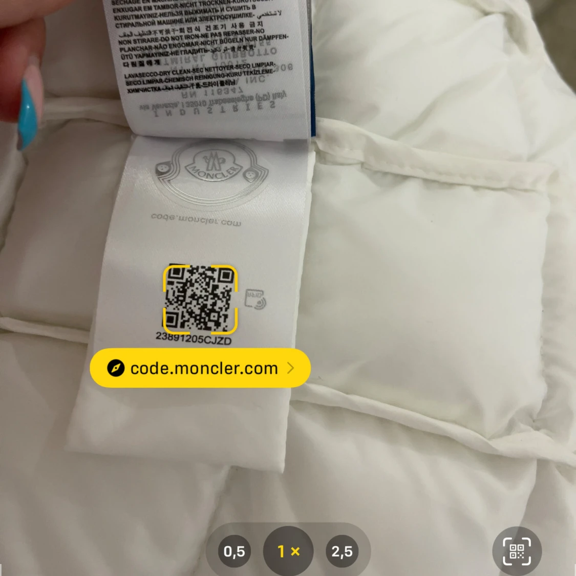 Vit dunjacka från Moncler - 92