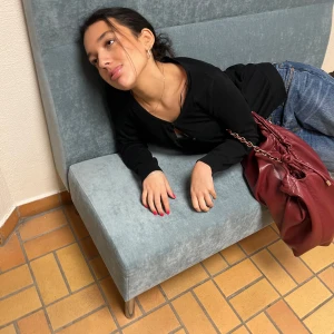 Colombiansk gecko-ödla - Supersöt ödla, fördelar: tyst, autistisk, äter människomat nackdelar: icke-rumsren, några år på nacken, dreglar när den myser med en