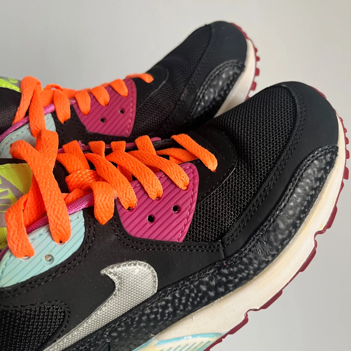 Nike Air Max 90 med färgglada detaljer - 91