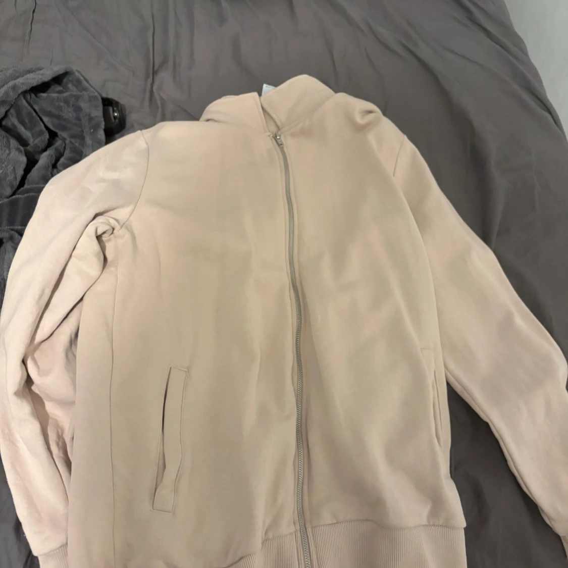 Beige hoodie med dragkedja - 91