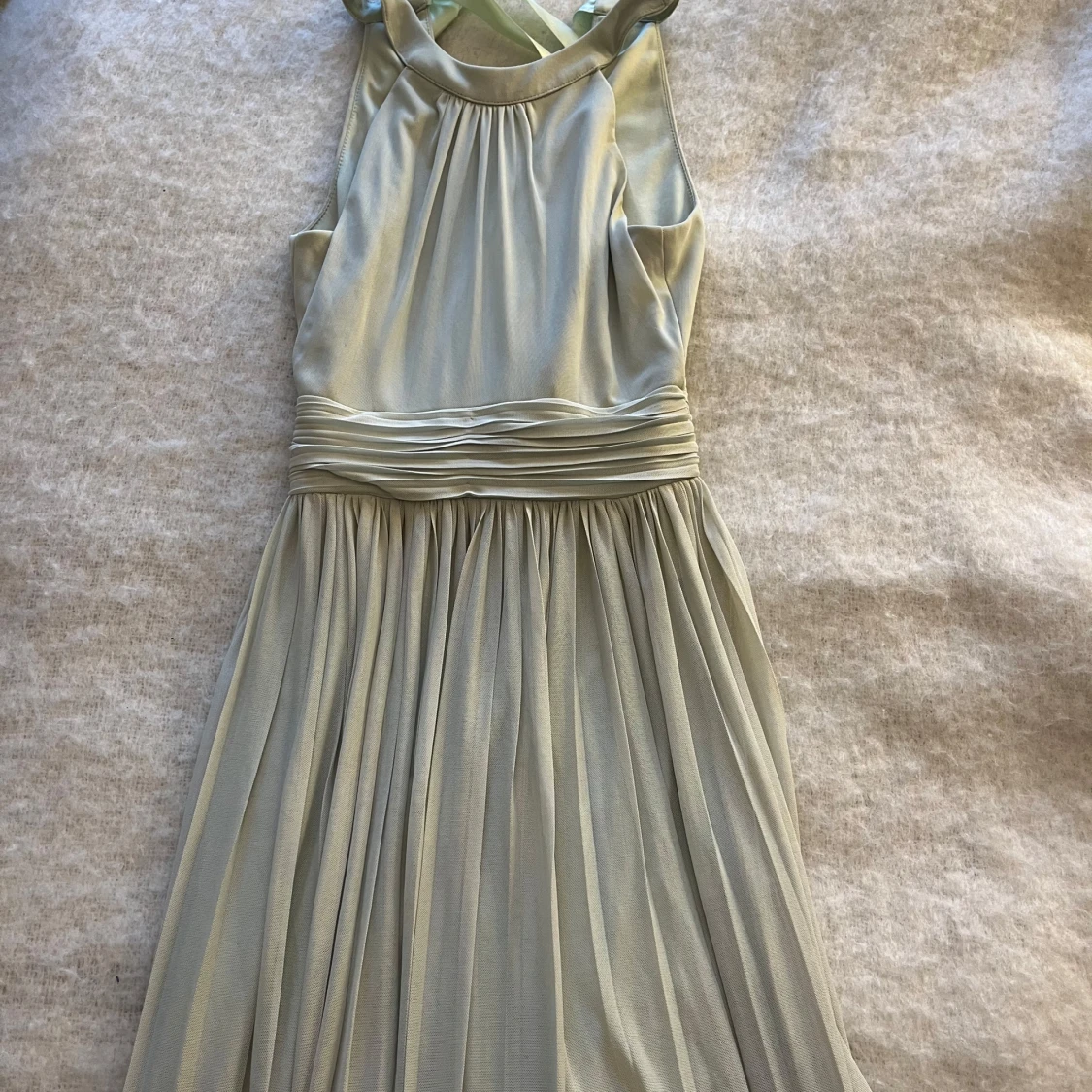 Ljusgrön balklänning - 90