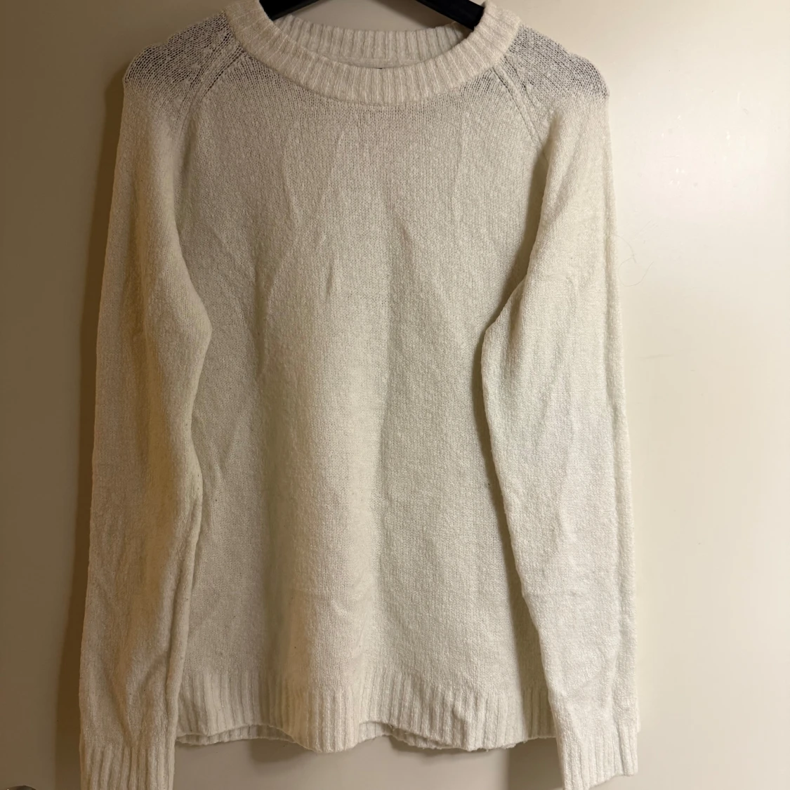 Vit stickad tröja från 157