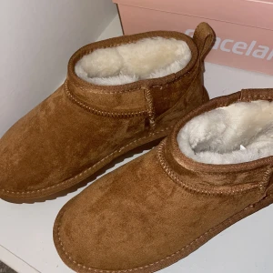 Uggs - Helt oanvända uggs från Deichmann. Storlek 37! 
