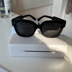 Chimis i fint skick - Säljer svarta chimis i fint skick. Modell: 08 Black. 