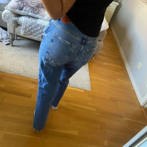 Zara jeans - Raka jeans från Zara💙endast testade Strl: 38