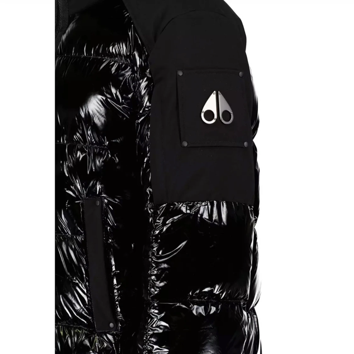 Svart glansig pufferjacka - 91