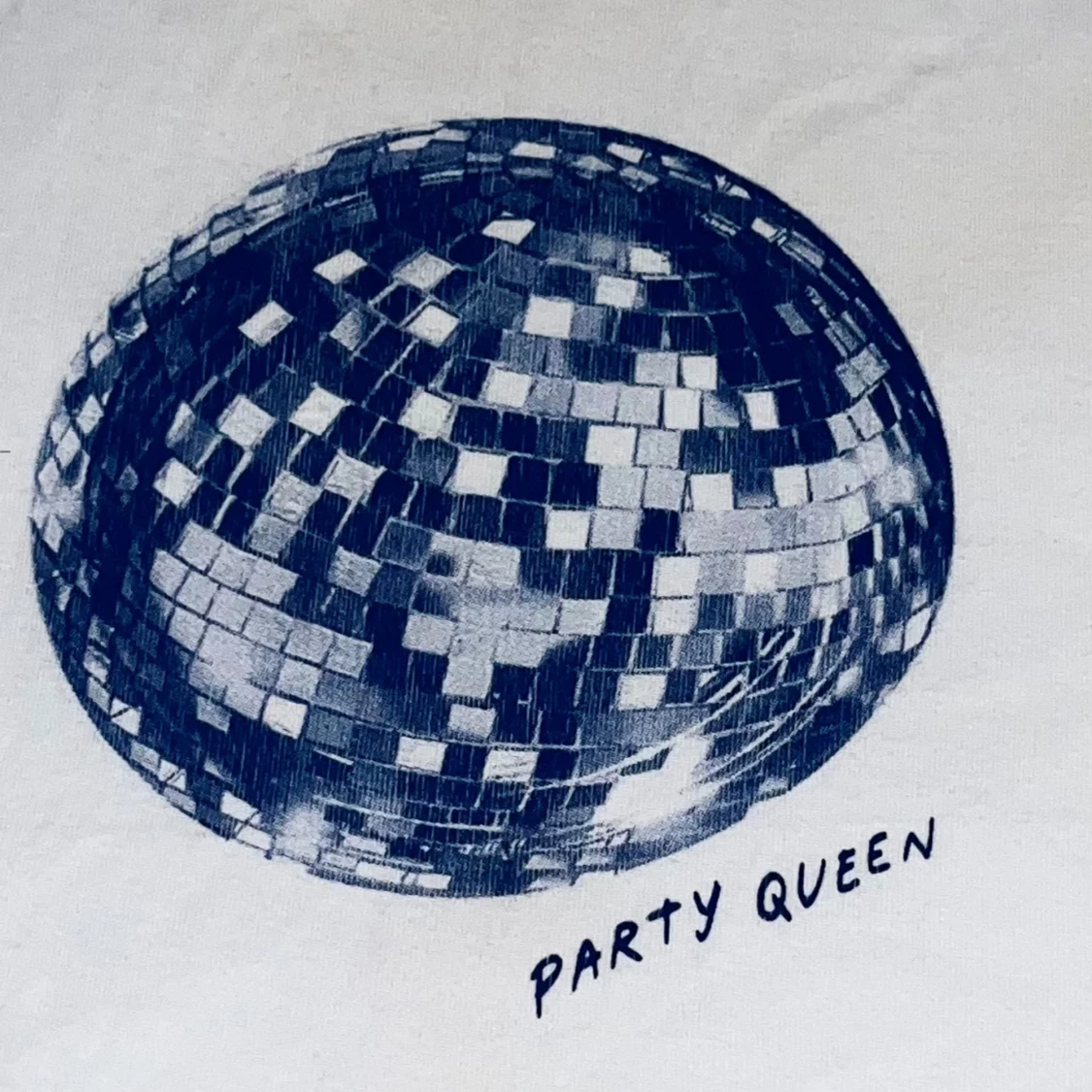 Subdued garphic-tee❤️ - 90