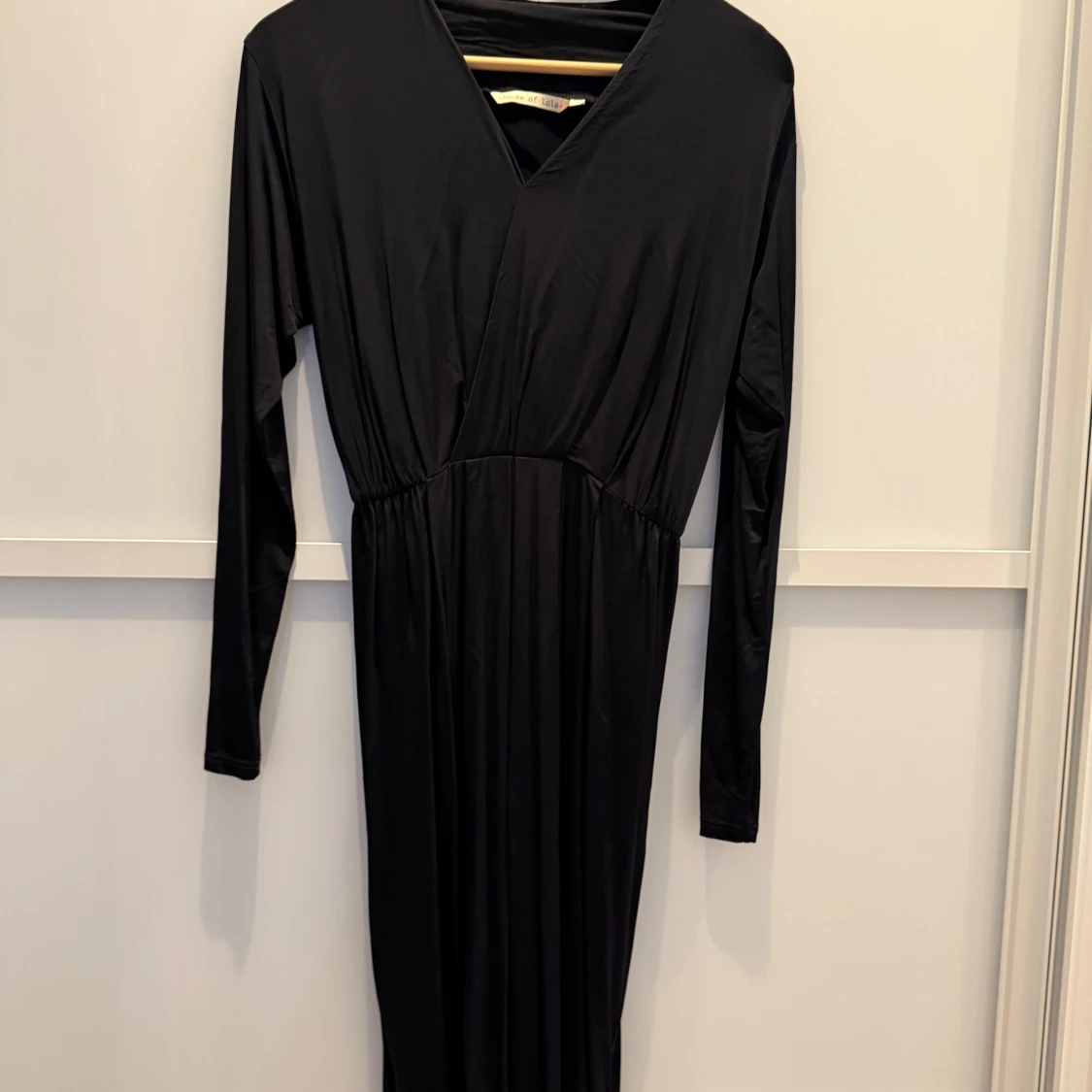 Svart långklänning från House of Lola