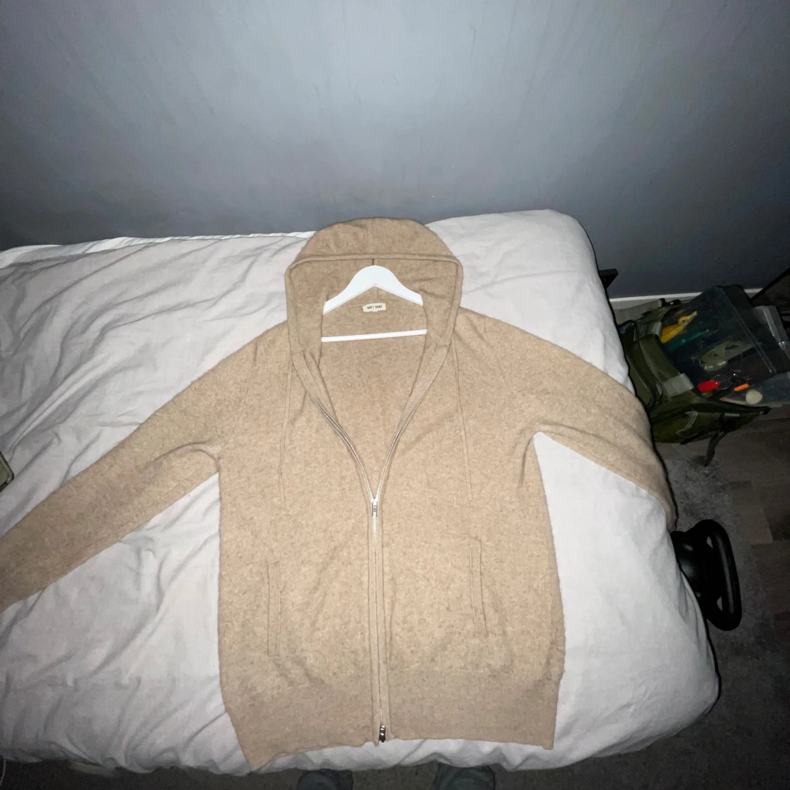Beige cashmere hoodie - 4
