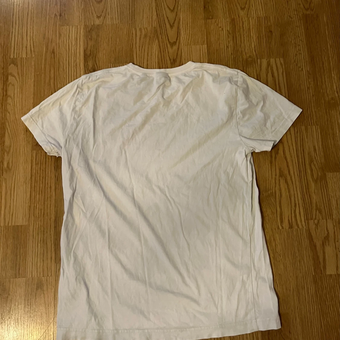 Vit t-shirt från GANT - 2