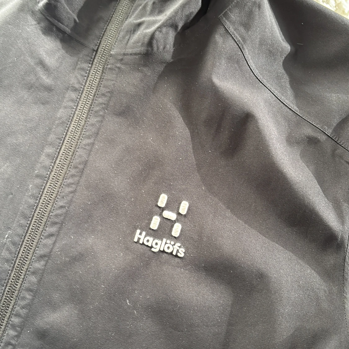 Svart vindjacka från Haglöfs - 1