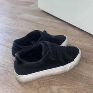 Even odd skor  - Even & odd skor ifrån zalando🤍