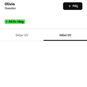 Scammer - Akta er för scammers den här andvändaren ville köpa min hoodie för 600kr men försökte sen lura mig på 3000kr hon skrev ”för att få dina pengar måste du skriva din kortinformation och ha minst 3000kr på kortet” 