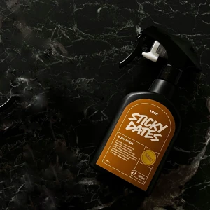 Sticky dates body spray  - Body spray från lush, köpte en och fick en present så säljer en oanvänd 