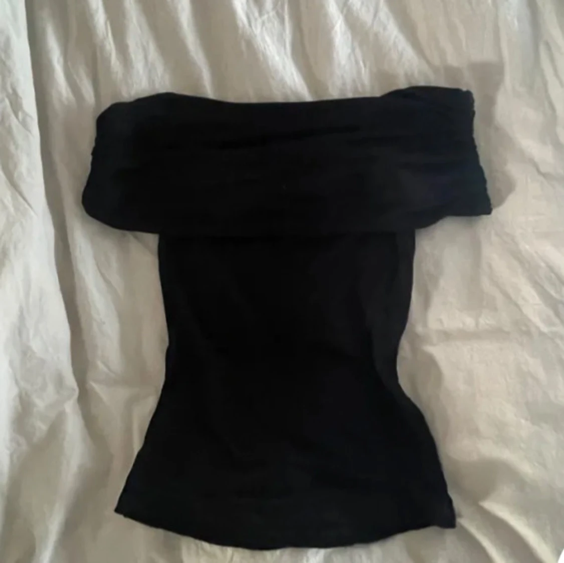 Svart off shoulder topp