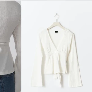 Ginatricot topp  - Aldrig använd helt ny