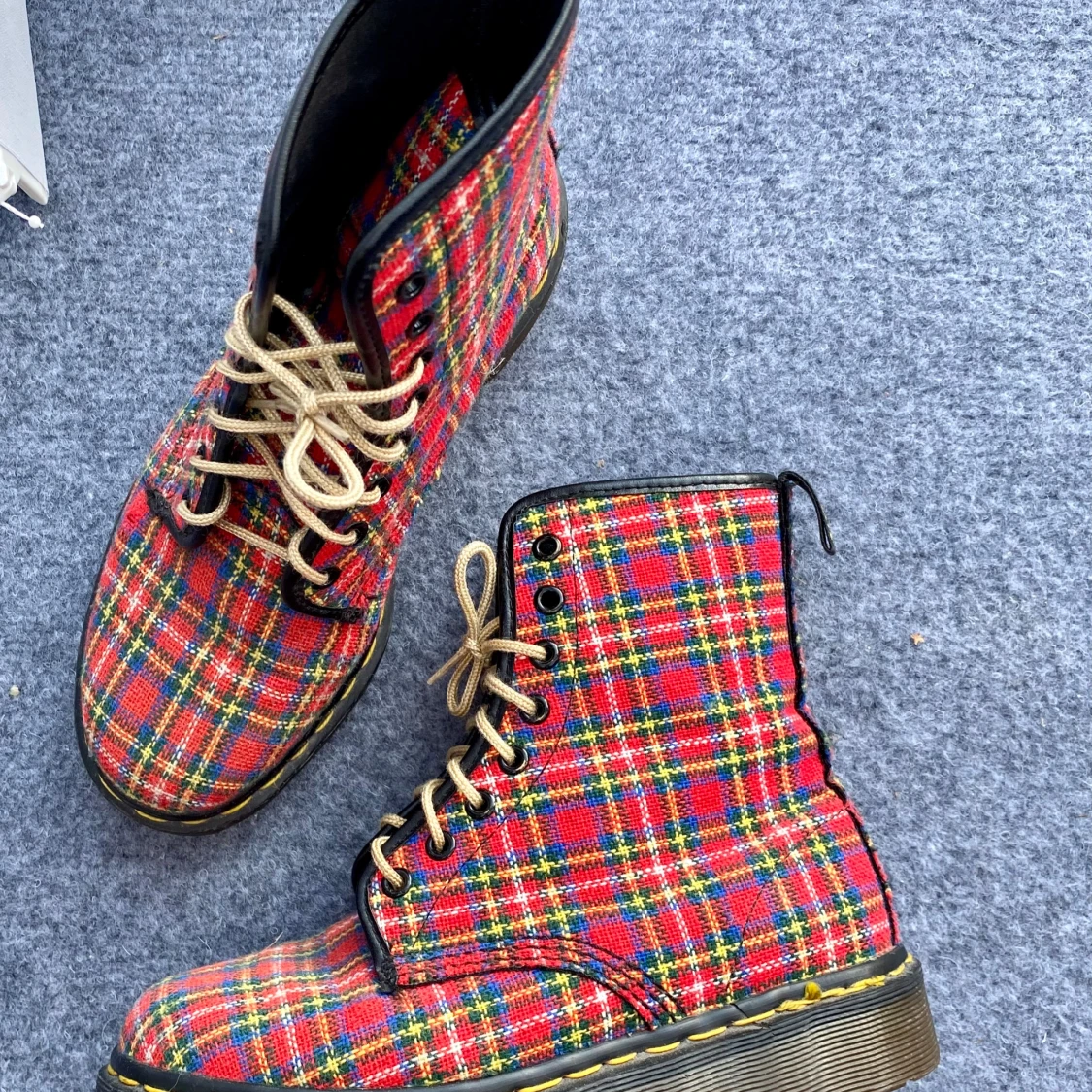 Dr Martens boots - 90