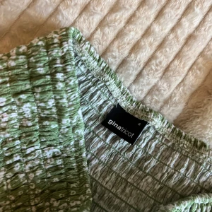 Kjol - Från Ginatricot!!