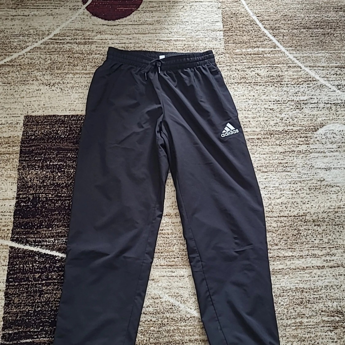 Adidas träning/vindbyxa