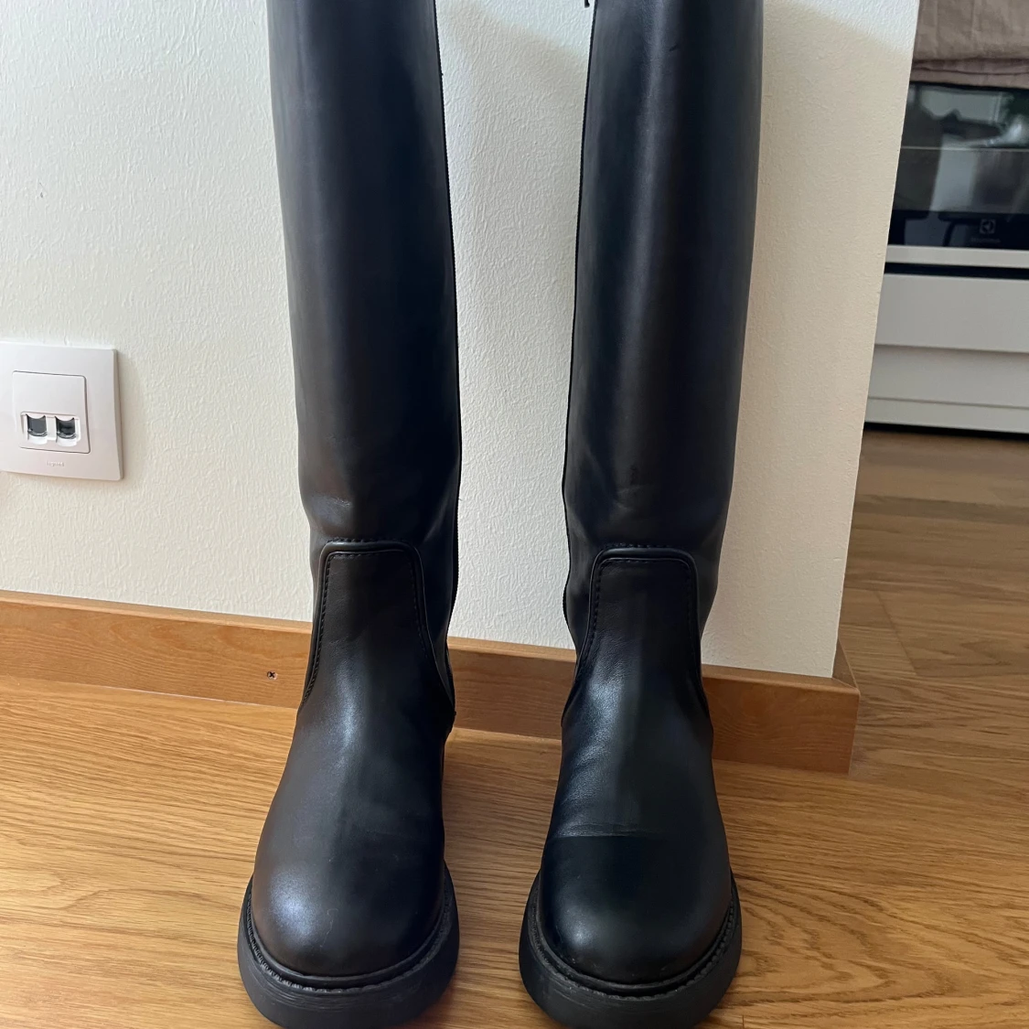 Knähöga boots - 90