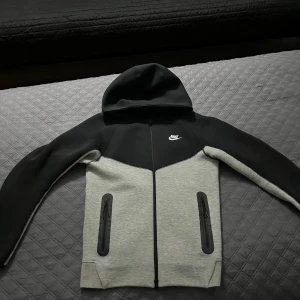 Nike kofta  - Nike kofta storlek xs passar även S