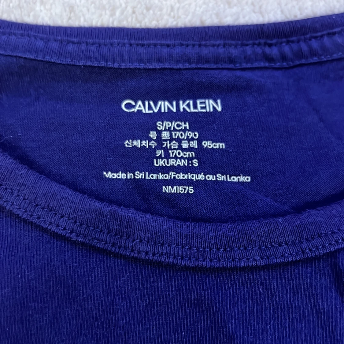 Blå långärmad tröja från Calvin Klein - 2