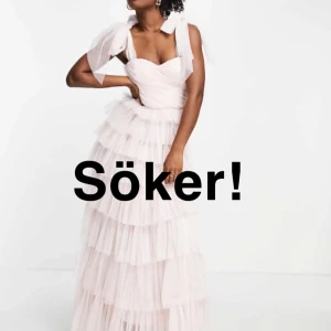 Lace & beads balklänning - Jag söker denna rosa klänning från Lace & beads!💓 Om någon har den i storlek s-m och skulle vilja sälja hör av er till mig så kan vi diskutera pris💓