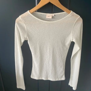 Nelly tröja - Långärmad tröja från Nelly storlek xs, helt ny💓