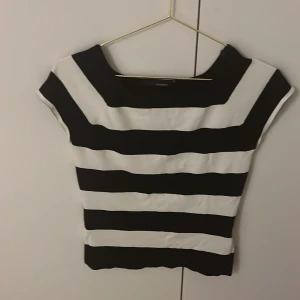 Fin tröja - Fin tröja ifrån hennes i storlek S bra skick ❤️