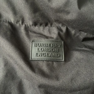 Den är använd minst 8 gånger bara  - Jacka 