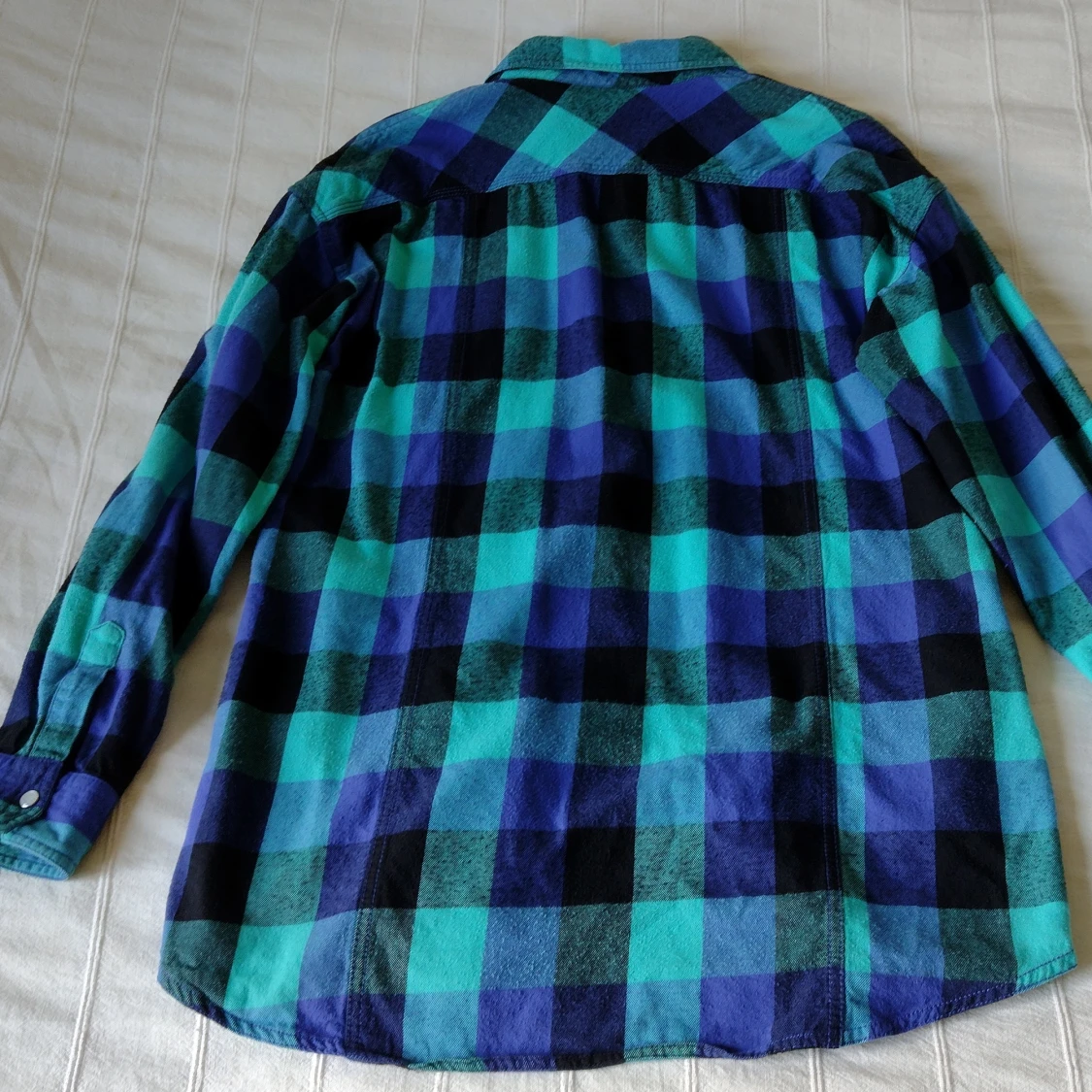 Rutig blå/turkos skorta/flanellskjorta - storlek 38 - 90-tal - 93