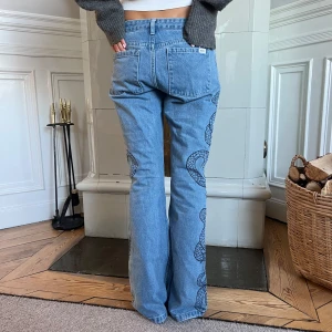 Ascoola jeans - Supercoola lågmidjade och unika jeans i strl 26! Jättenice passform🥰