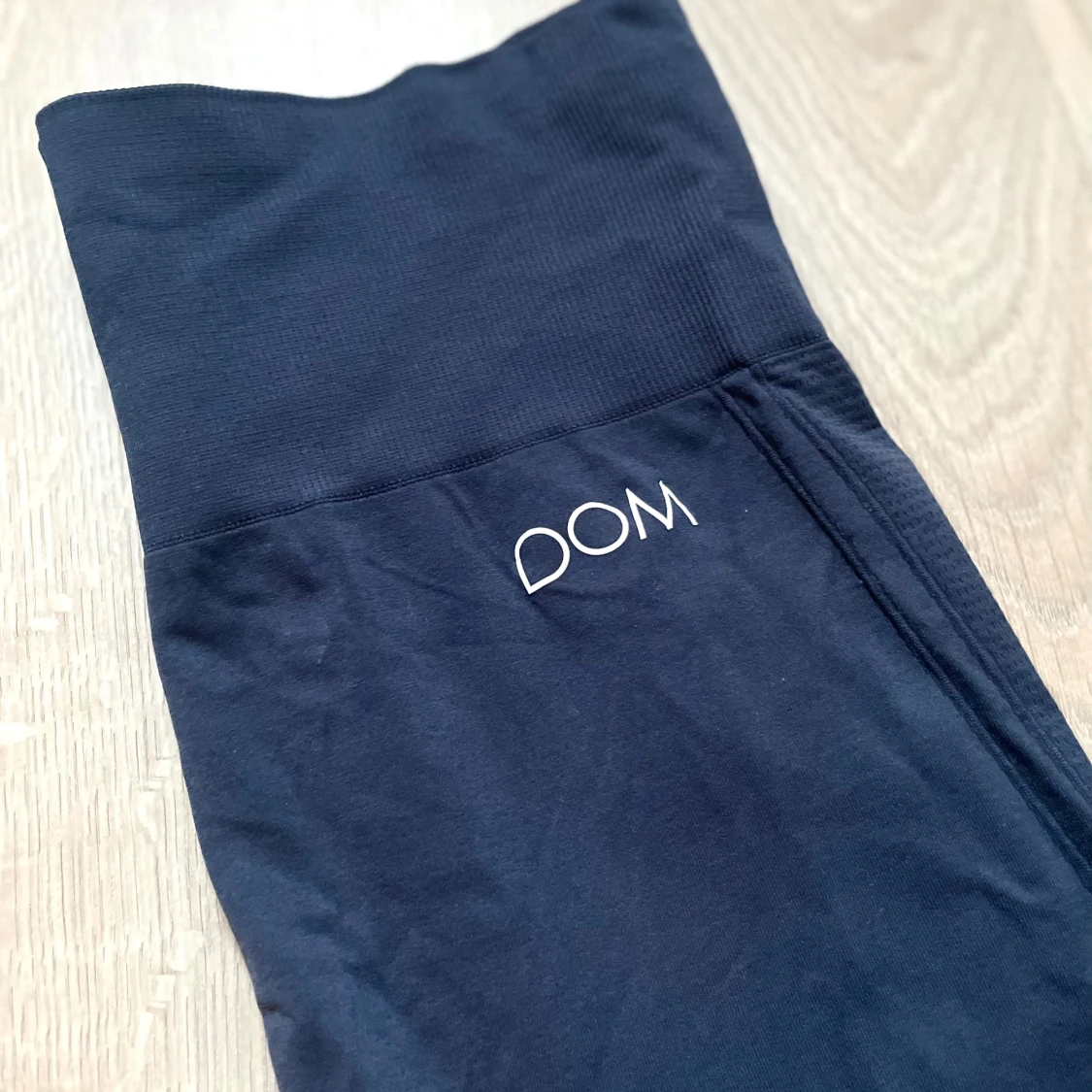 Träningstights från DOM - 90