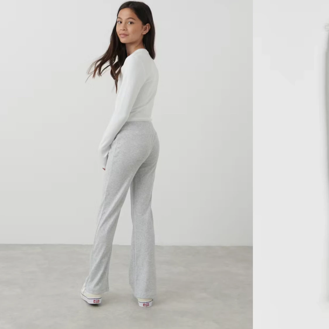 Grå mjukisbyxor - 90