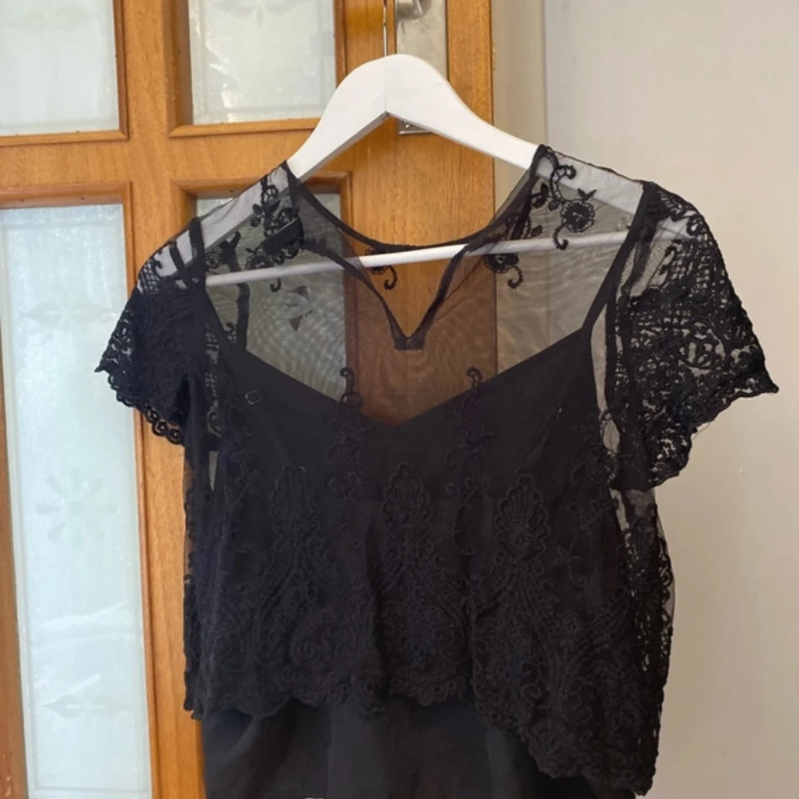 Svart spetsblus från Vero Moda - 1