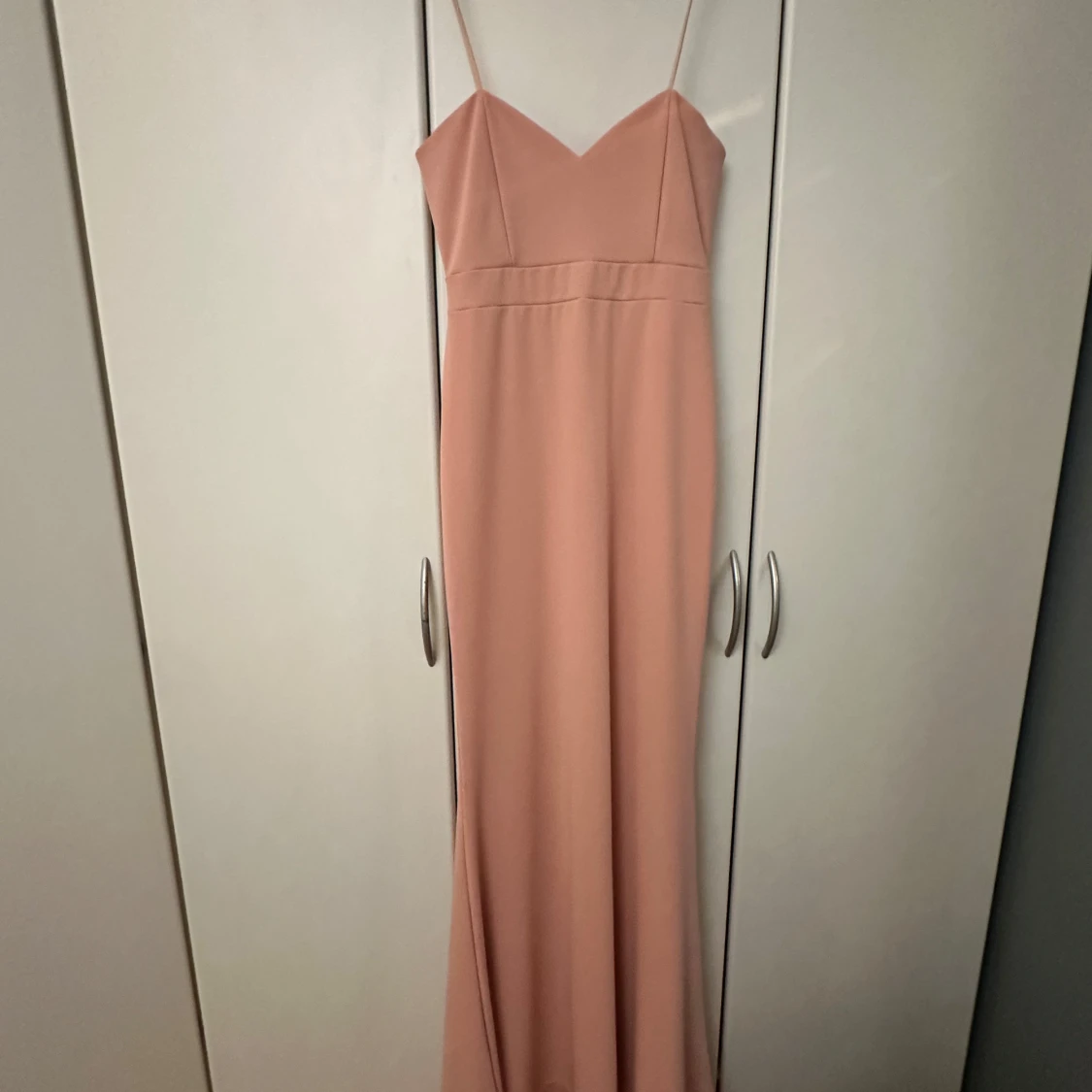 Rosa balklänning med släp - 1