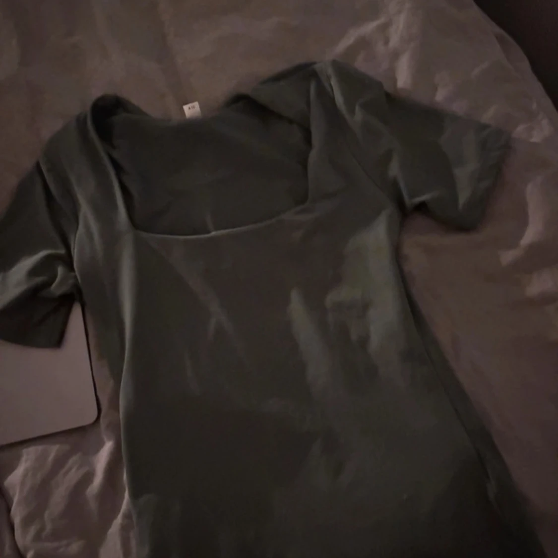 Grön topp från H&M - 1