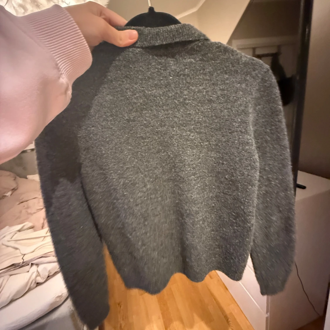 Grå kofta från Aware - 2