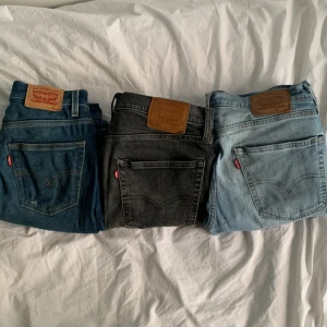 Levi jeans - 225 För en 600 för alla 3