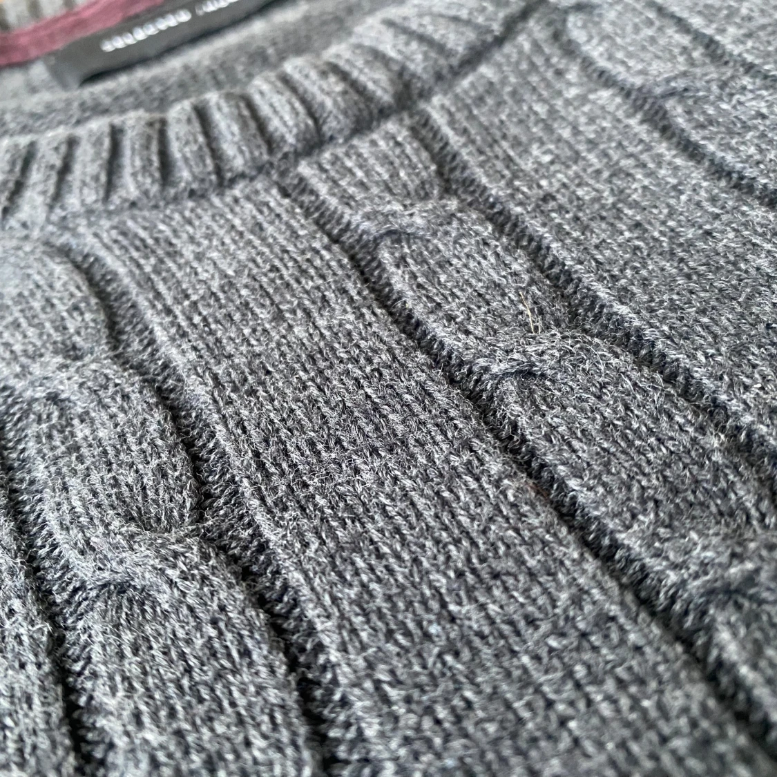 Grå stickad tröja från Selected Homme - 1