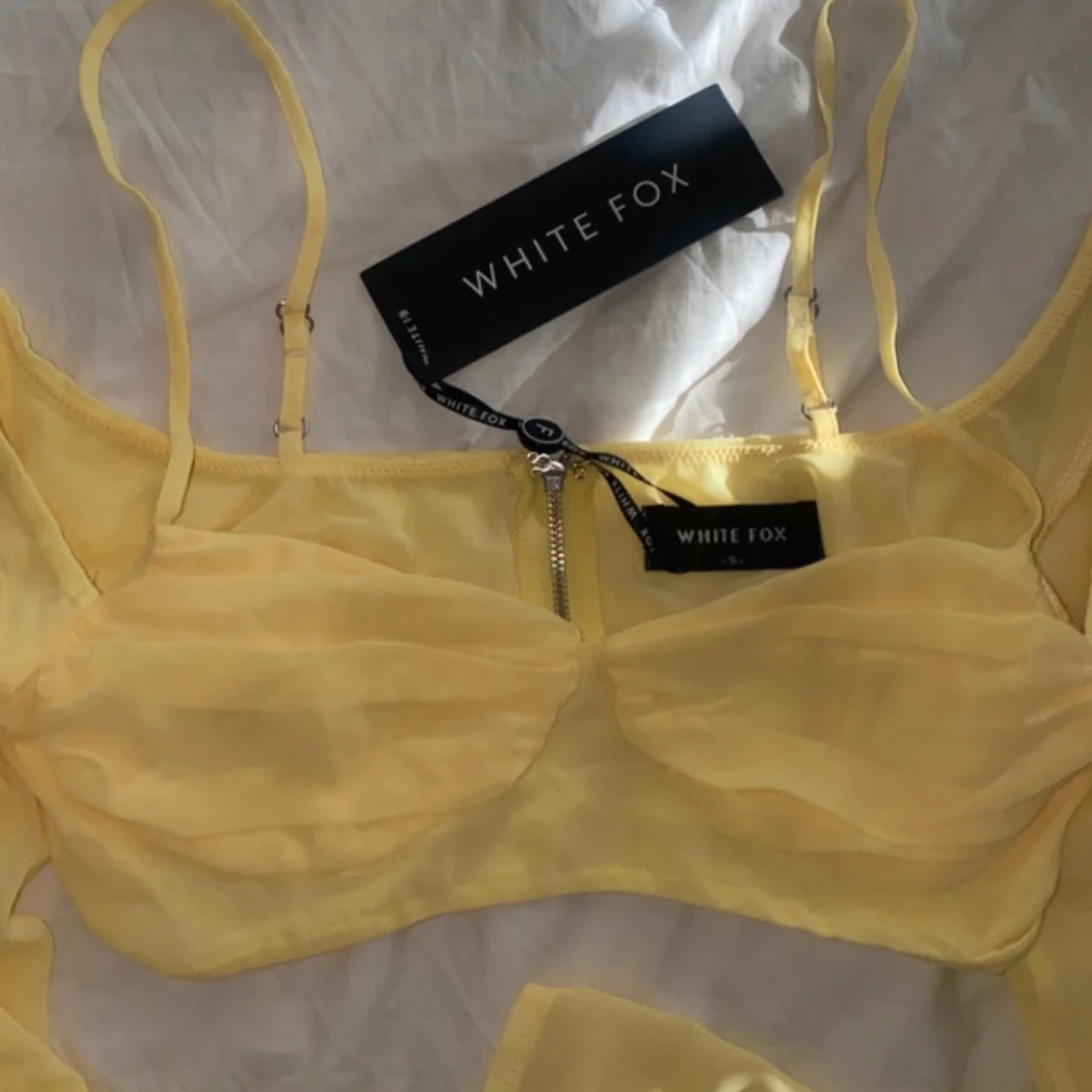 Gul topp från White Fox - 1