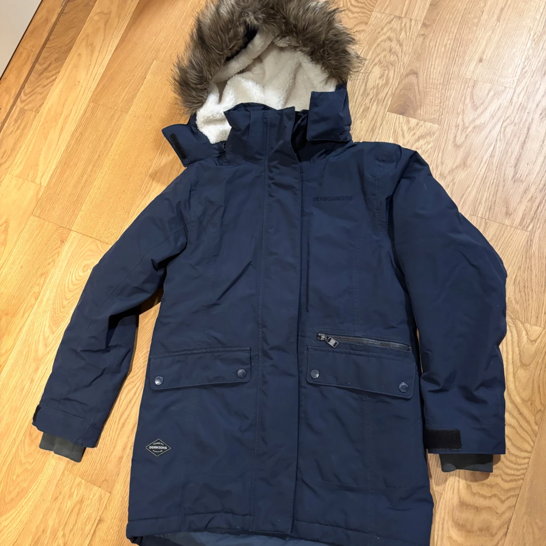 Mörkblå parkajacka från Didriksons st 150 - 1