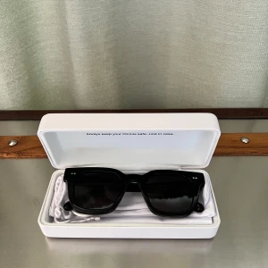 Chimi svarta 04  - Svarta chimi 04. Inga fel eller skador dom är nyskick