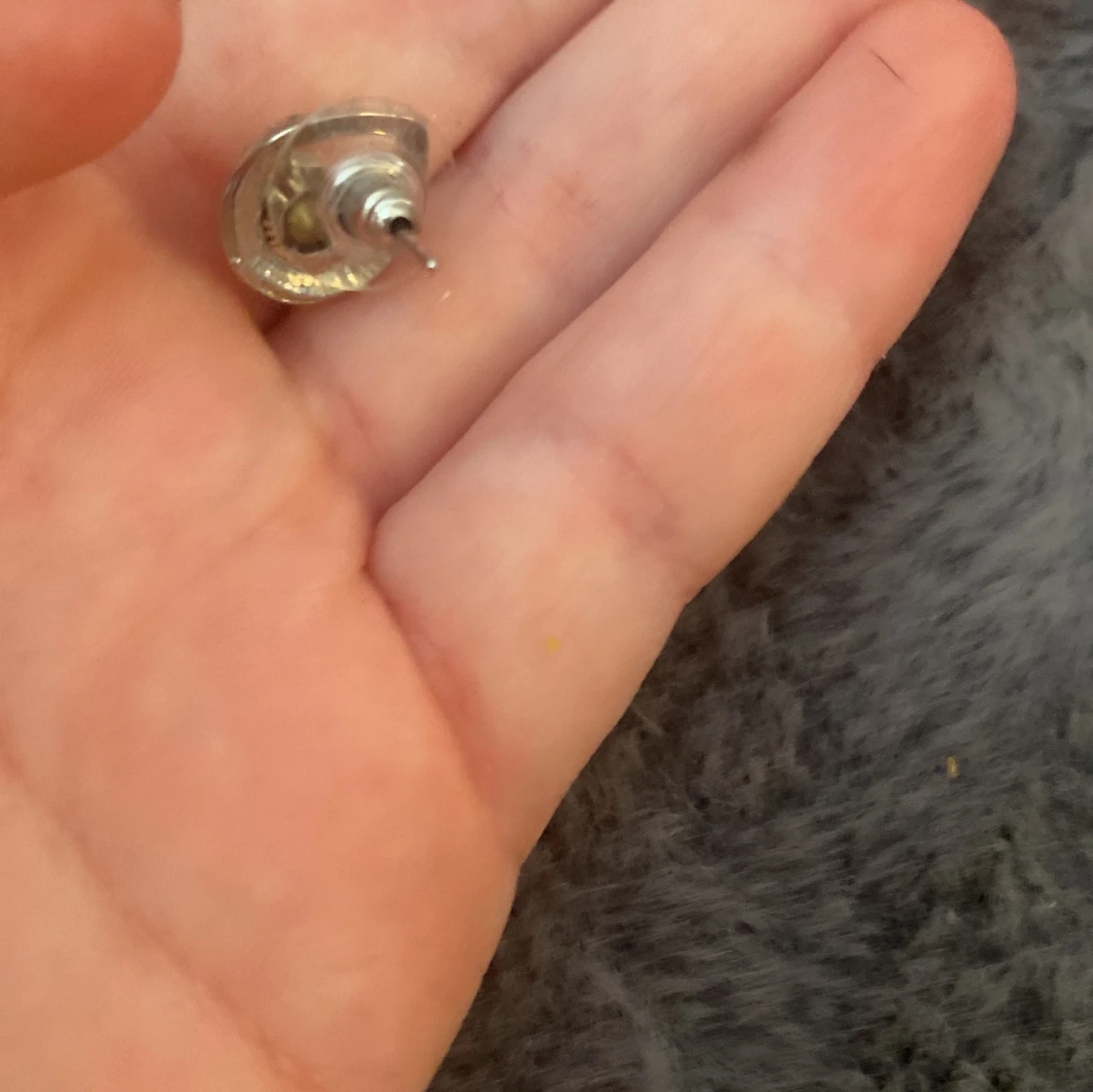 Glittriga örhängen med stora stenar - 91